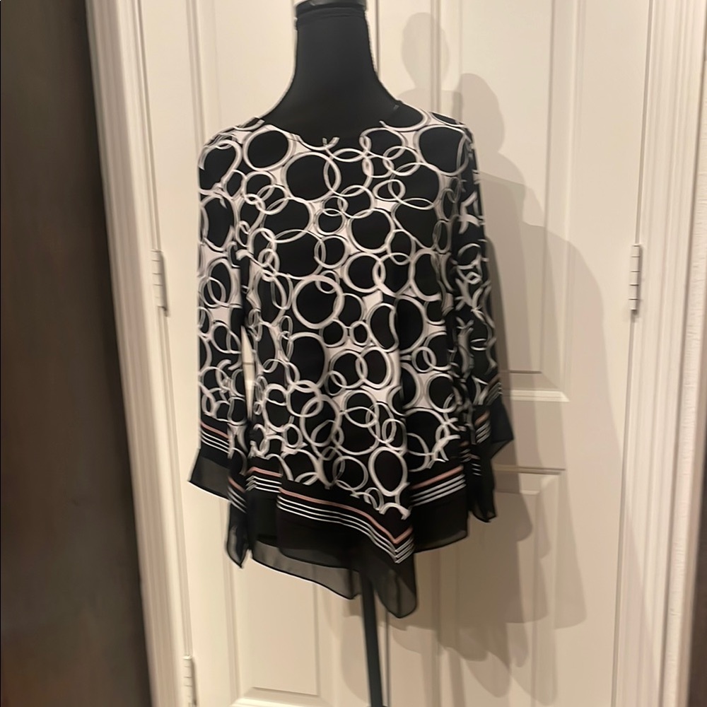 Alfani Monochrome Circle Print Blouse (D)